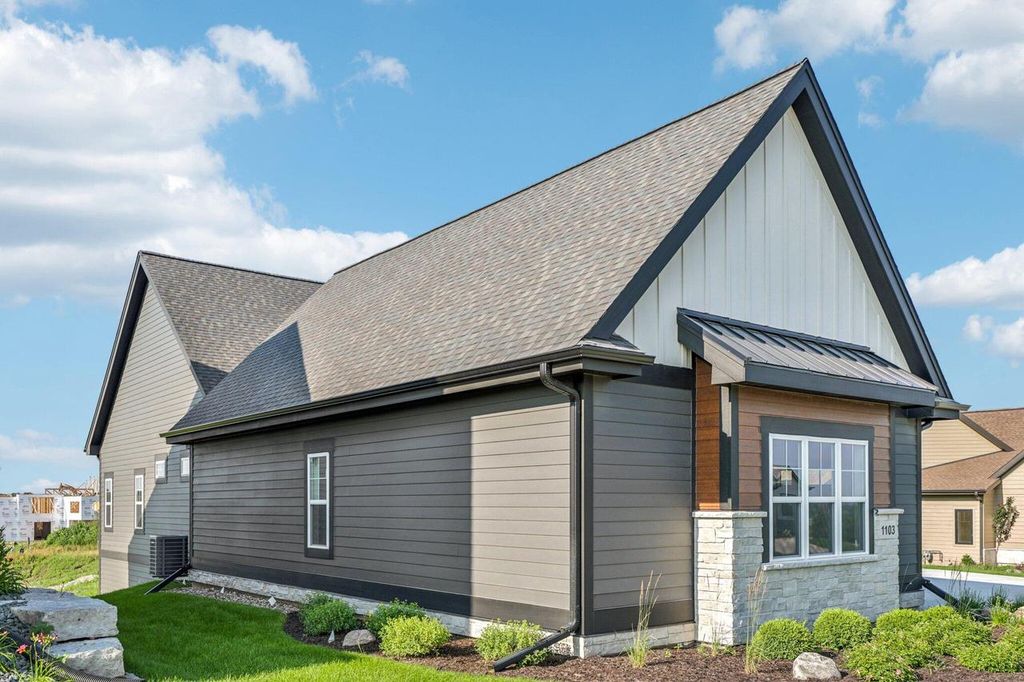 1103 Moll DRIVE, Waunakee, WI 53597