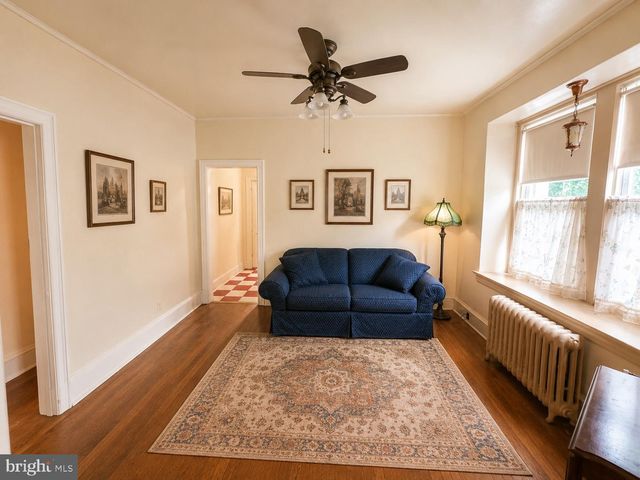 539 HERMIT ST, Philadelphia, PA 19128