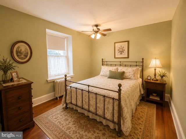 539 HERMIT ST, Philadelphia, PA 19128