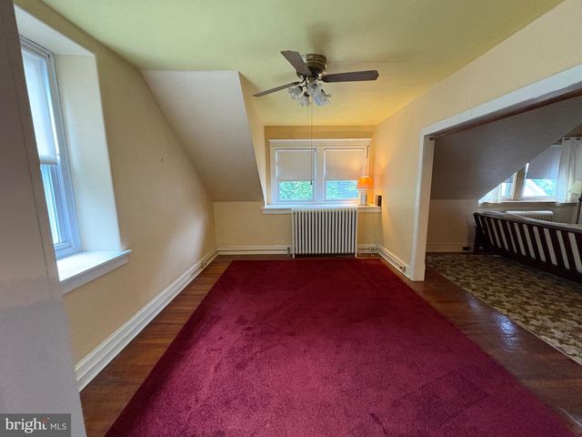 539 HERMIT ST, Philadelphia, PA 19128