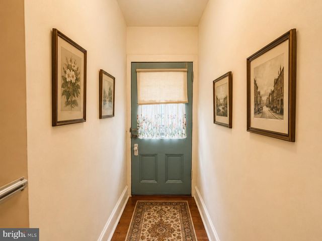 539 HERMIT ST, Philadelphia, PA 19128