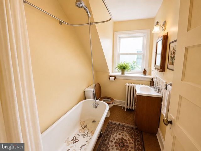 539 HERMIT ST, Philadelphia, PA 19128