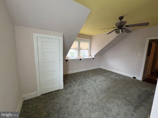 539 HERMIT ST, Philadelphia, PA 19128