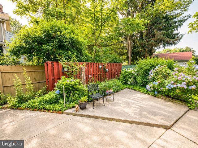 539 HERMIT ST, Philadelphia, PA 19128