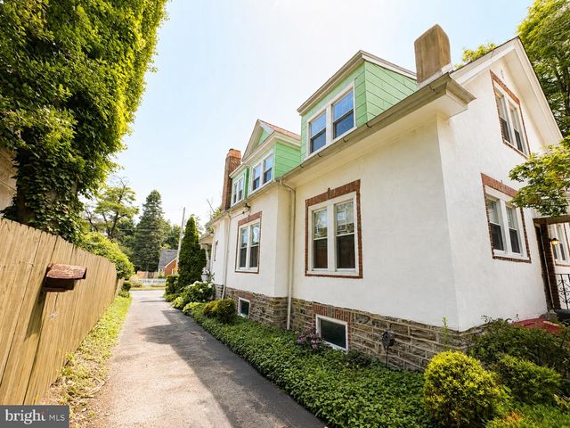 539 HERMIT ST, Philadelphia, PA 19128
