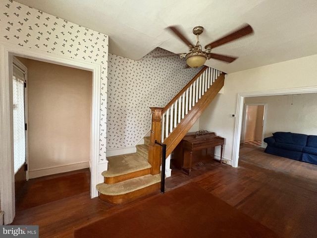 539 HERMIT ST, Philadelphia, PA 19128