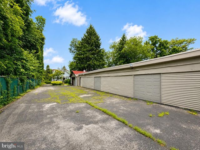 539 HERMIT ST, Philadelphia, PA 19128