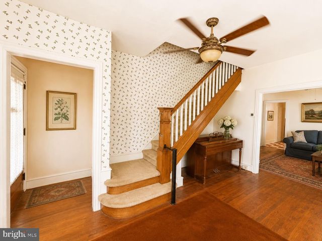 539 HERMIT ST, Philadelphia, PA 19128