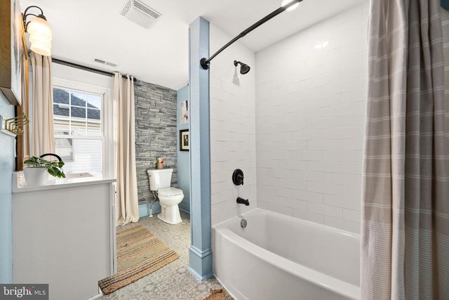 108 DELAWARE AVE, Bridgeville, DE 19933