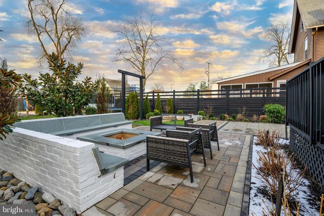 108 DELAWARE AVE, Bridgeville, DE 19933