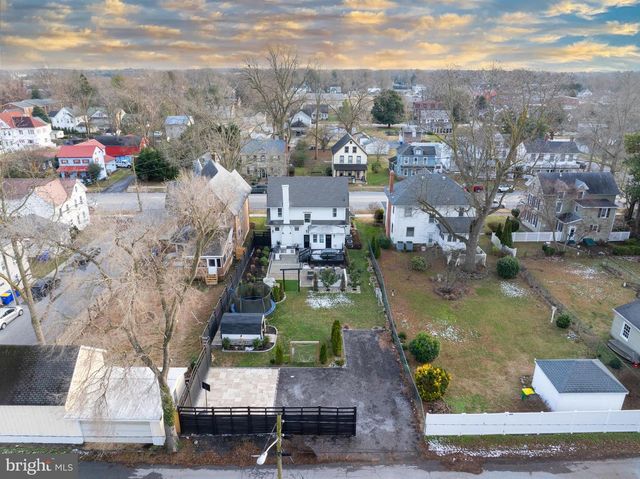 108 DELAWARE AVE, Bridgeville, DE 19933