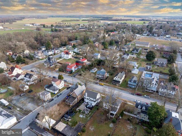 108 DELAWARE AVE, Bridgeville, DE 19933