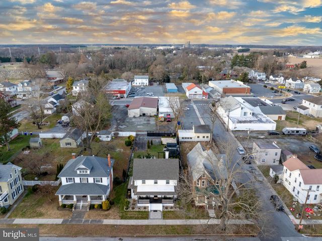 108 DELAWARE AVE, Bridgeville, DE 19933