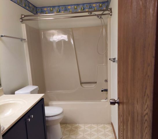 4390 N US-23, Au Sable Twp, MI 48750
