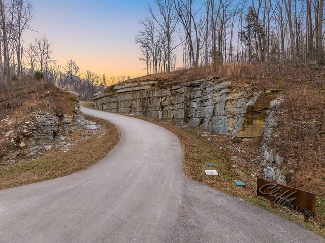 6009 Garrison Rd, Franklin, TN 37064