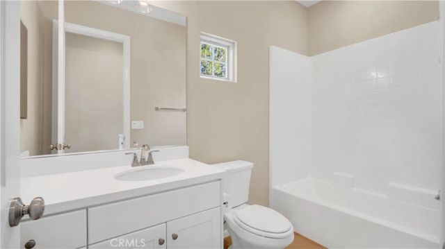 142 Firefly, Irvine, CA 92618