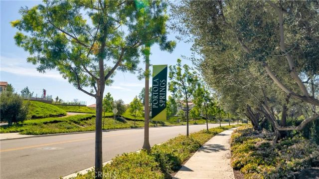 142 Firefly, Irvine, CA 92618