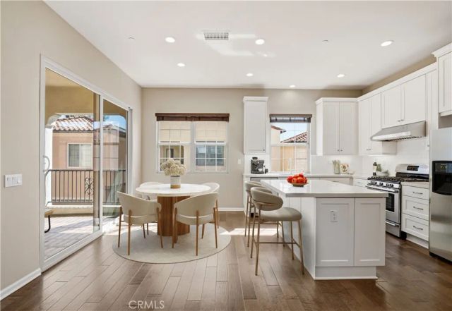 142 Firefly, Irvine, CA 92618