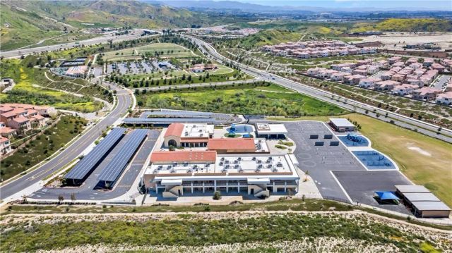 142 Firefly, Irvine, CA 92618