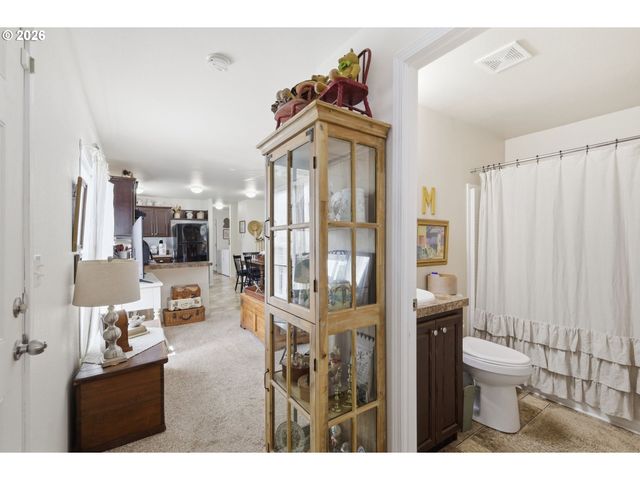 1475 GREEN ACRES Rd 148, Eugene, OR 97408