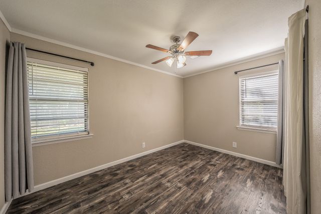 612 Bayless Drive, Euless, TX 76040