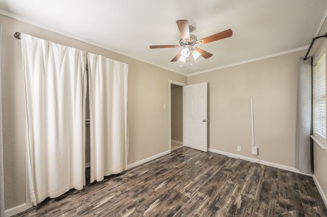 612 Bayless Drive, Euless, TX 76040