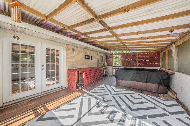 612 Bayless Drive, Euless, TX 76040