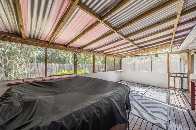 612 Bayless Drive, Euless, TX 76040