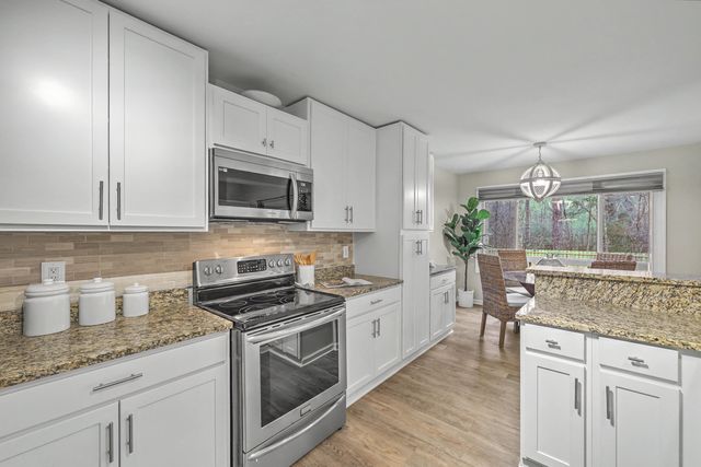 132 Hidden Fawn Circle, Goose Creek, SC 29445