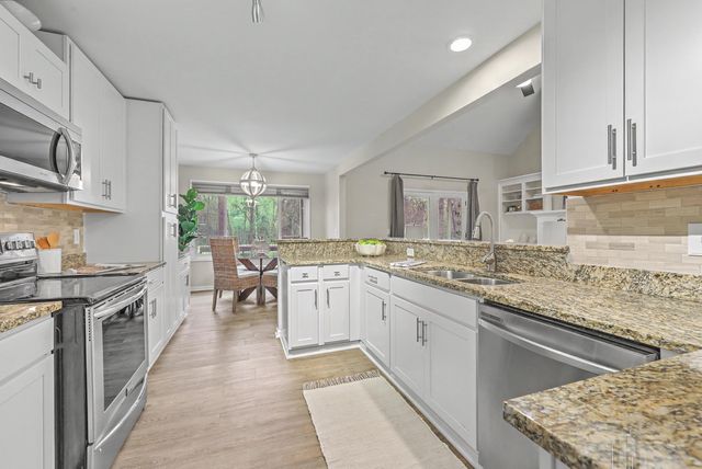 132 Hidden Fawn Circle, Goose Creek, SC 29445