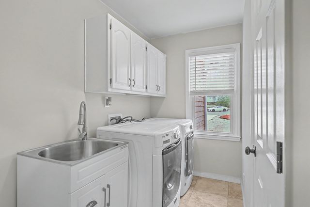 132 Hidden Fawn Circle, Goose Creek, SC 29445