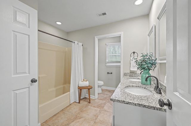 132 Hidden Fawn Circle, Goose Creek, SC 29445