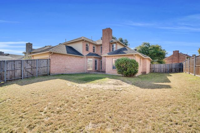 613 Fern Drive, Desoto, TX 75115