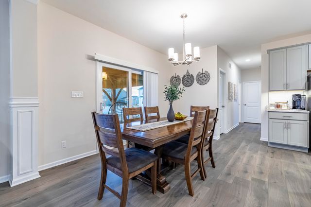 6574 Prairie Rose Drive, Schererville, IN 46375