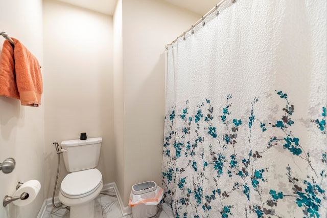 6574 Prairie Rose Drive, Schererville, IN 46375