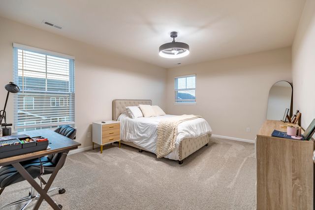 6574 Prairie Rose Drive, Schererville, IN 46375