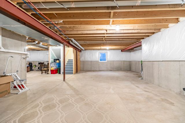 6574 Prairie Rose Drive, Schererville, IN 46375