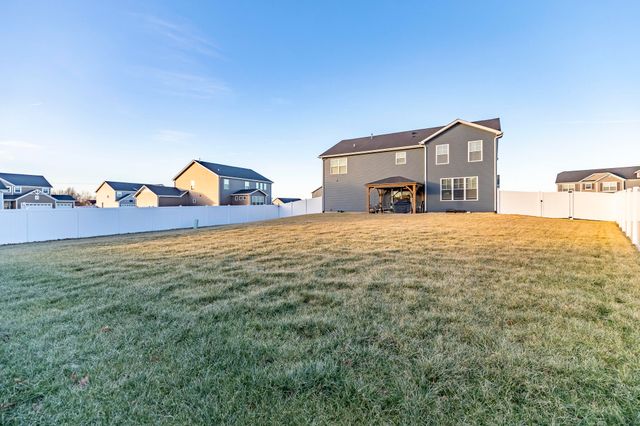 6574 Prairie Rose Drive, Schererville, IN 46375