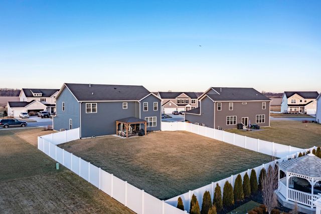 6574 Prairie Rose Drive, Schererville, IN 46375