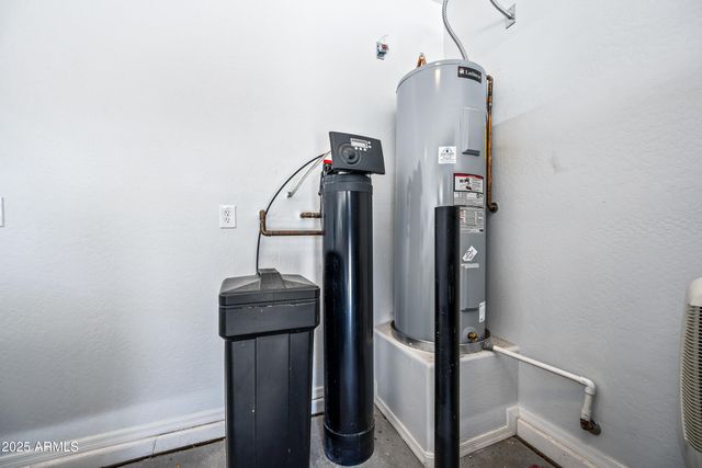 1896 W HALF MOON Circle, San Tan Valley, AZ 85144