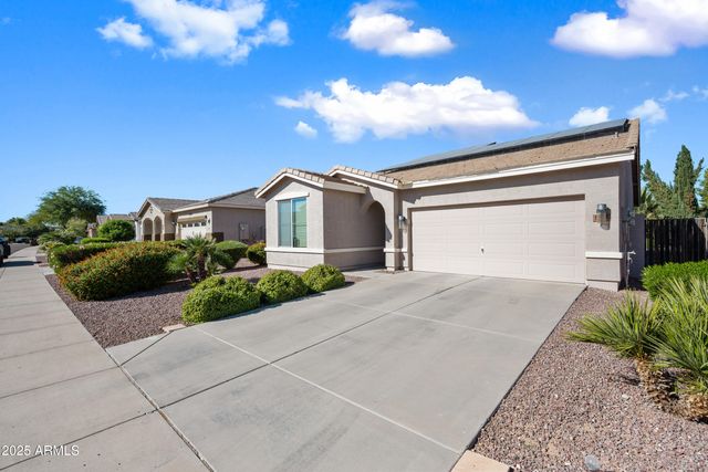 1896 W HALF MOON Circle, San Tan Valley, AZ 85144