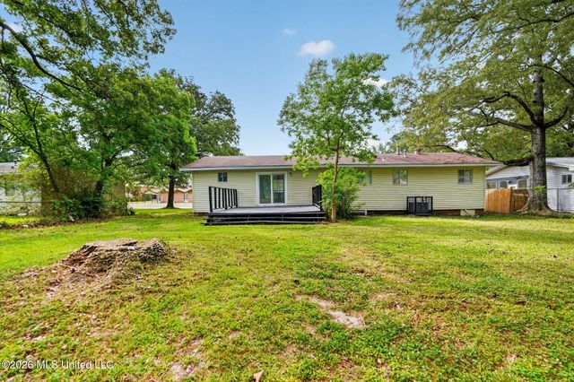 330 Mary Ann Drive, Pearl, MS 39208
