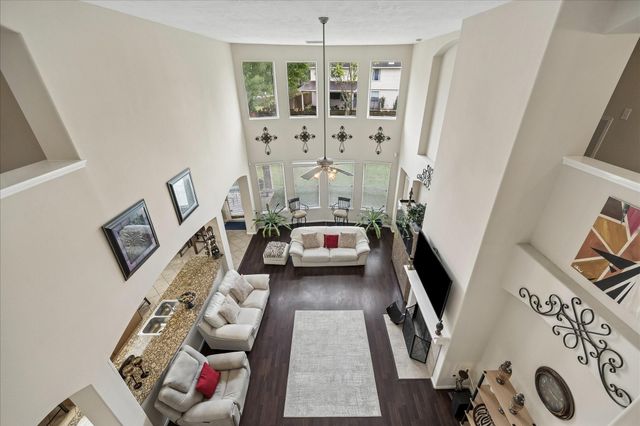 7610 Summer Shore Drive, Rosenberg, TX 77469