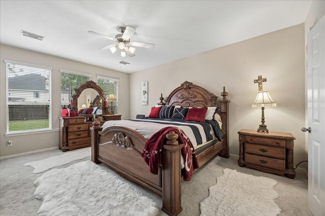 7610 Summer Shore Drive, Rosenberg, TX 77469