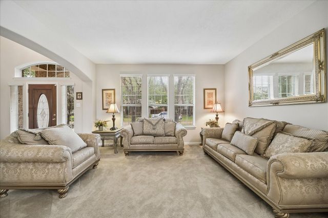 7610 Summer Shore Drive, Rosenberg, TX 77469