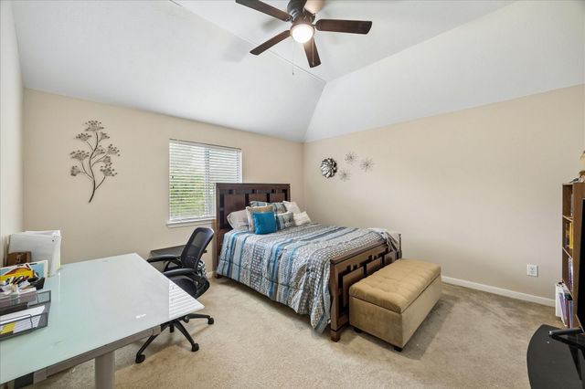 7610 Summer Shore Drive, Rosenberg, TX 77469