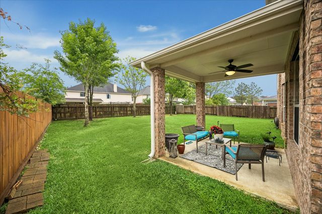 7610 Summer Shore Drive, Rosenberg, TX 77469
