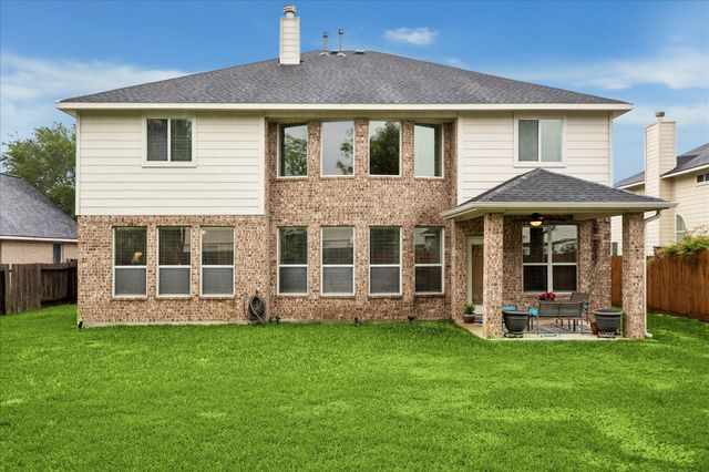 7610 Summer Shore Drive, Rosenberg, TX 77469