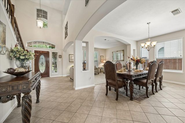 7610 Summer Shore Drive, Rosenberg, TX 77469
