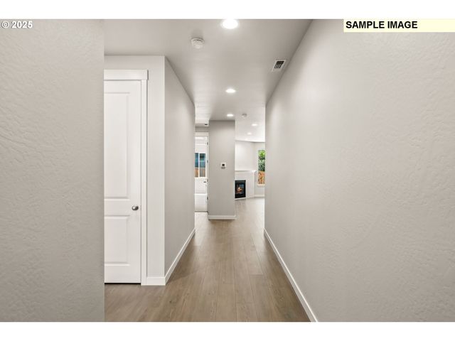 902 Ne SAGEBRUSH Dr, Estacada, OR 97023